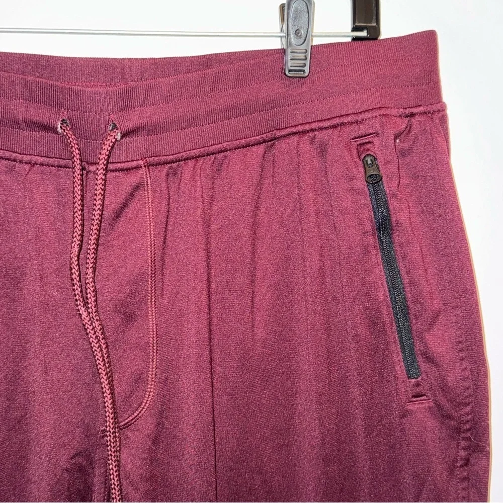 Under Armour Burgundy Joggers Sweatpants Men’s Size Extra Large